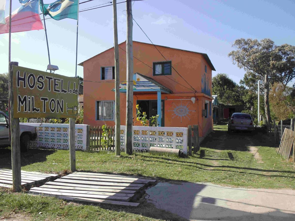 Hostel Lo de Milton Barra de Valizas Buitenkant foto