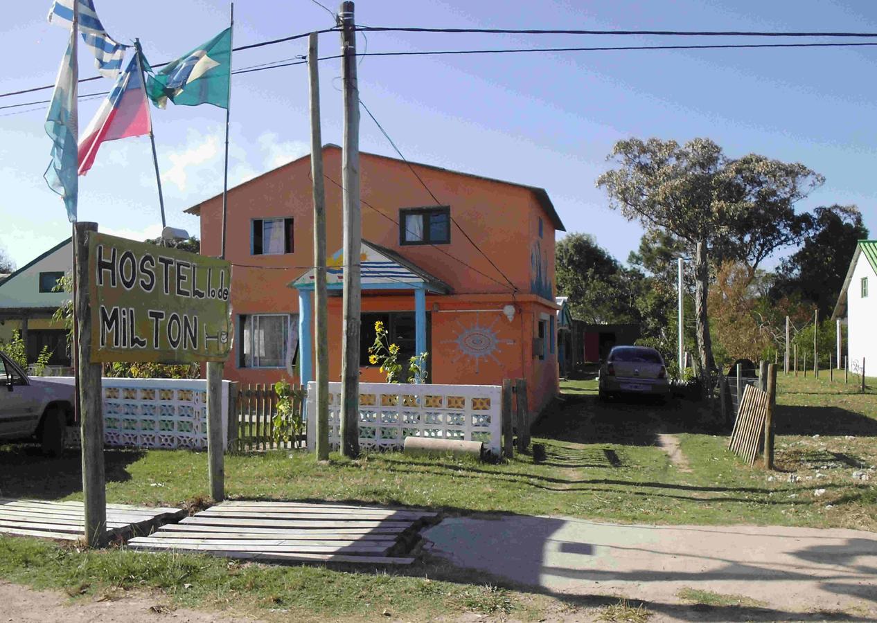 Hostel Lo de Milton Barra de Valizas Buitenkant foto